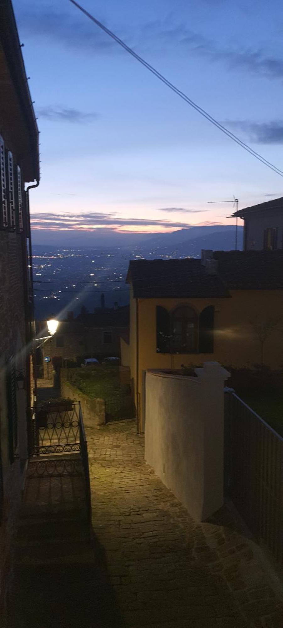 فندق La Grotta San Michele Montevettolini المظهر الخارجي الصورة