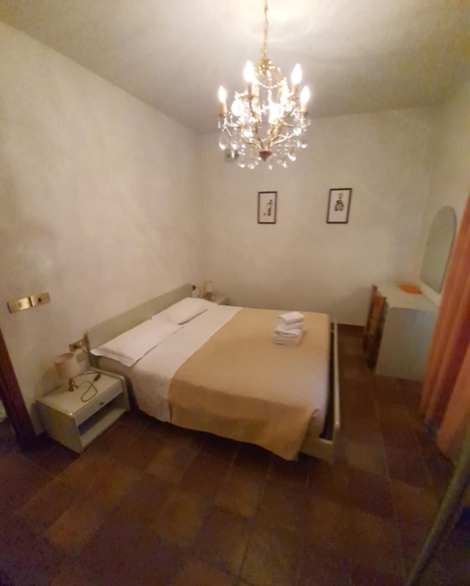 فندق La Grotta San Michele Montevettolini المظهر الخارجي الصورة