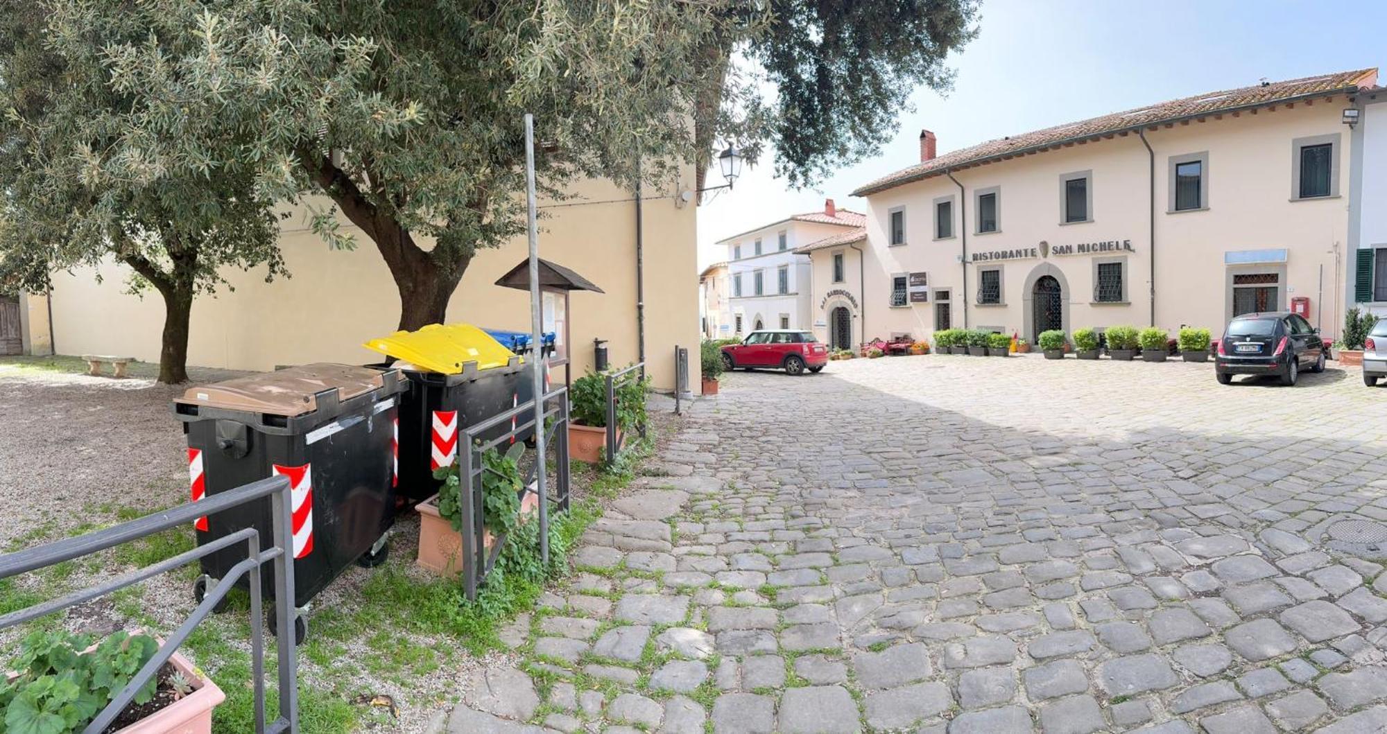 فندق La Grotta San Michele Montevettolini المظهر الخارجي الصورة