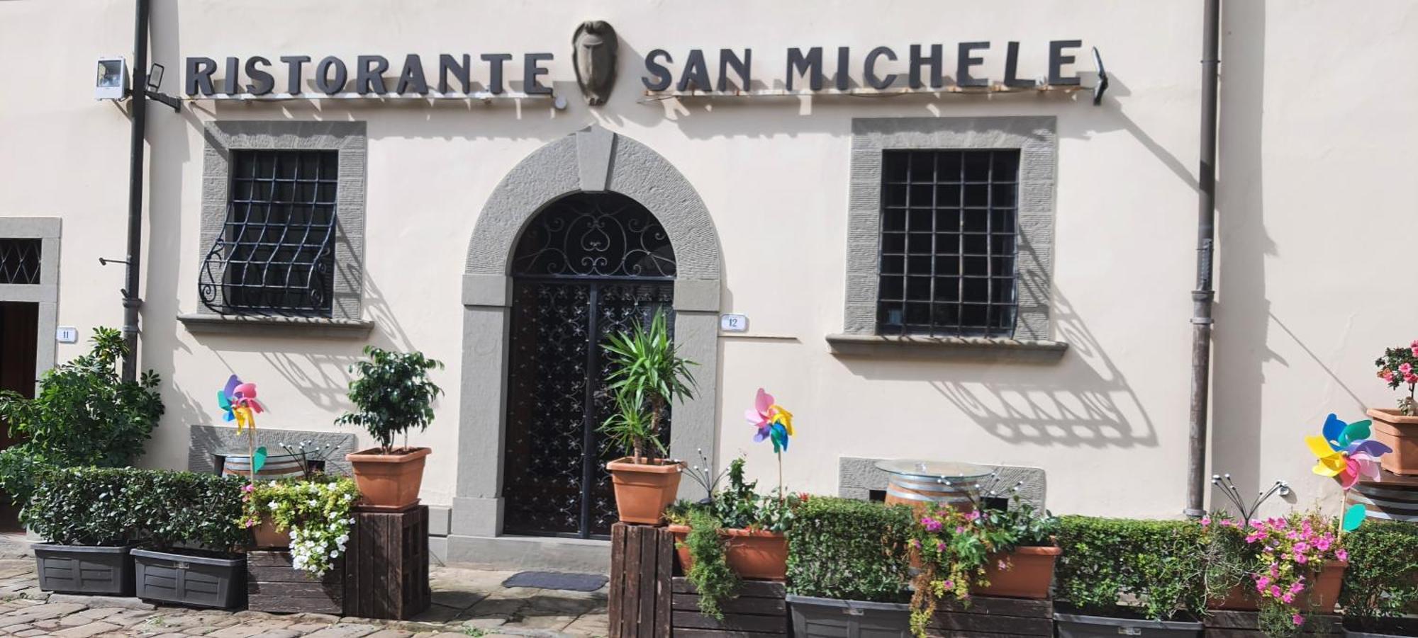فندق La Grotta San Michele Montevettolini المظهر الخارجي الصورة